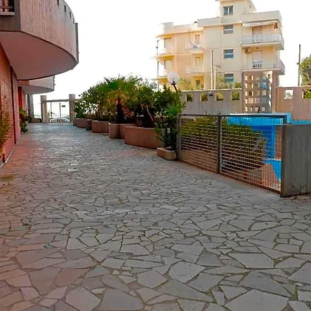 Апартаменты Seafront In Baia Near *