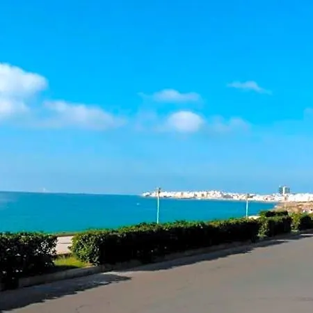 Seafront In Baia Near Галлиполи